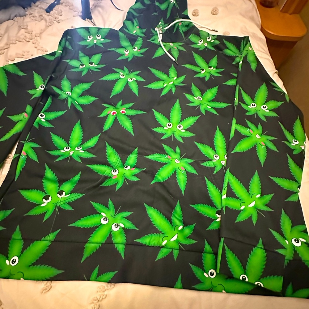 Leaf Flower We Ed Canna Character Print Hoodie Pullover